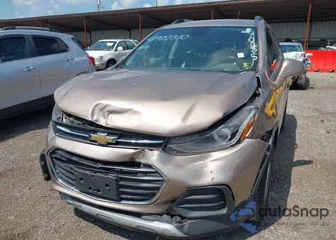 2018 Chevrolet Trax 1Lt from USA, damaged, VIN 3GNCJLSB3JL270085